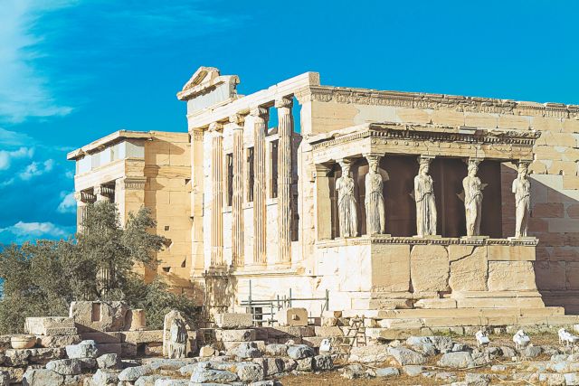 Θραύσματα από το Ερέχθειο προτίθεται να επιστρέψει στην Ελλάδα το μουσείο της Χαϊδελβέργης