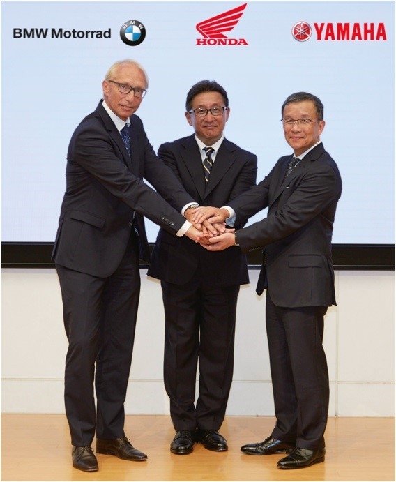 Για πρώτη φορά: Μνημόνιο συνεργασίας των Honda, BMW και Yamaha