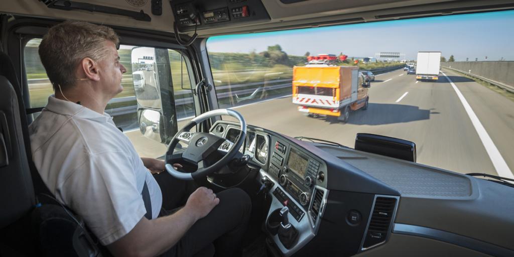 Ο Αυτόματος πιλότος στα φορτηγά της Mercedes