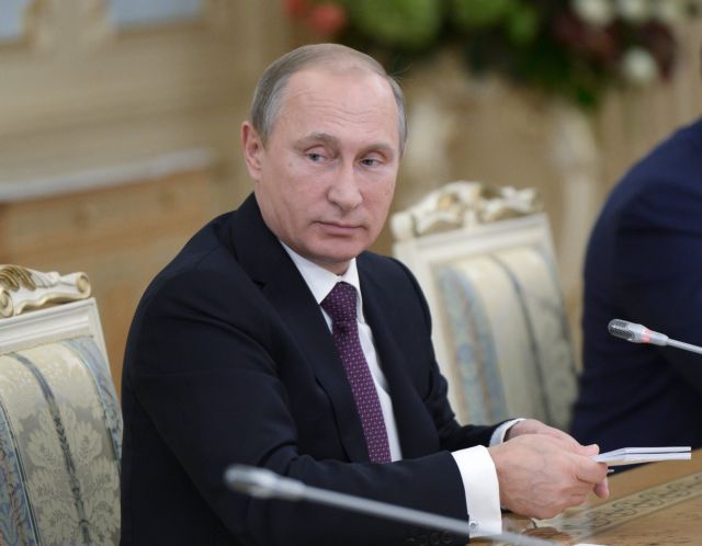 «Πρόοδο» στη Συρία βλέπει ο Πούτιν επιδιώκοντας νέες συμμαχίες