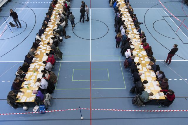 Ενισχύεται η λαϊκιστική δεξιά στις βουλευτικές εκλογές της Ελβετίας