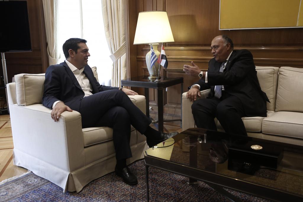 Η ανάπτυξη των σχέσεων Ελλάδας – Αιγύπτου στο επίκεντρο της συνάντησης Τσίπρα – Σάμεχ Σούκρι