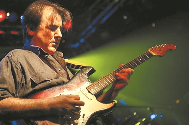 «Εδωσε ελληνική ταυτότητα στην ηλεκτρική κιθάρα»