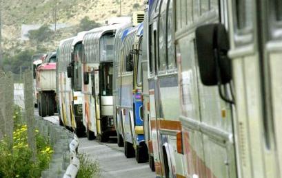 Κόρινθος: Οδηγός ΚΤΕΛ κατέβασε 10χρονο μαθητή για ένα ευρώ