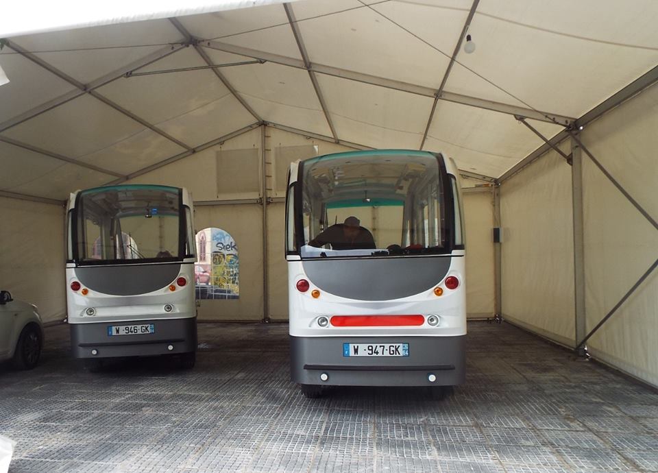 Ακινητοποιήθηκε το Λεωφορείο Χωρίς Οδηγό στα Τρίκαλα αφού παρέκκλινε της πορείας του
