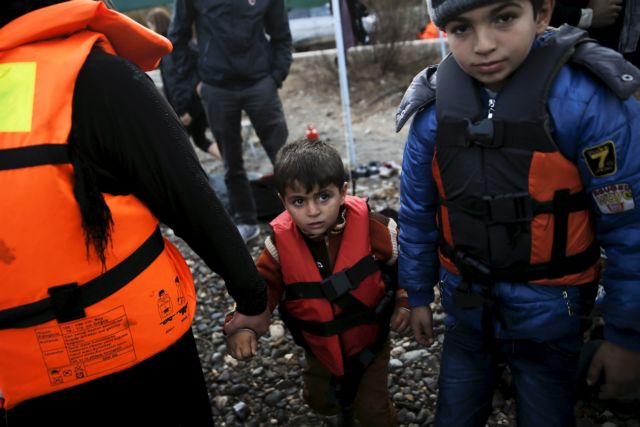 Frontex: Πάνω από 540.000 μετανάστες έφτασαν στα ελληνικά νησιά το δεκάμηνο του 2015