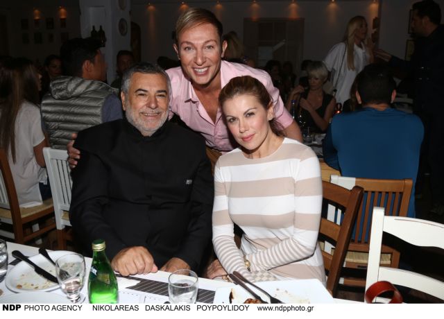 Ευγενία Μανωλίδου: Πατρίς, θρησκεία, φωτογένεια