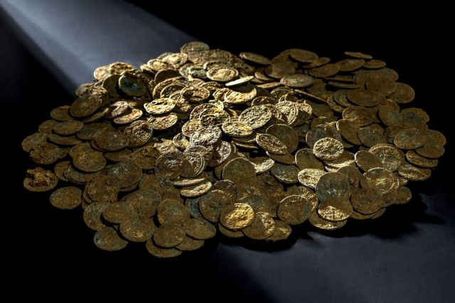 Ελβετία: Θησαυρό 4.000 ρωμαϊκών νομισμάτων βρήκε καλλιεργητής σε φωλιά τυφλοπόντικα