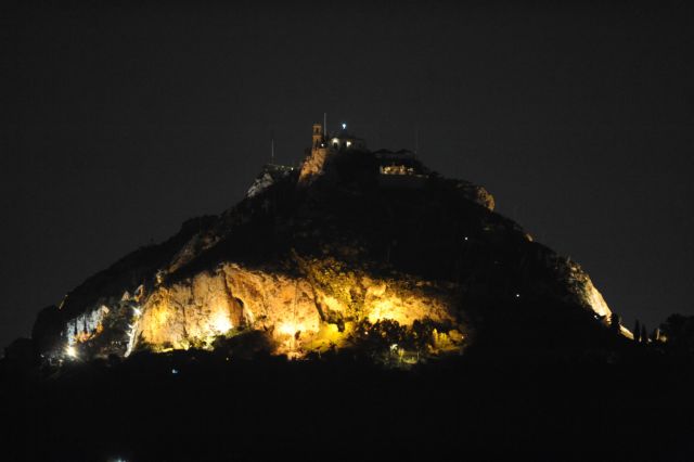 Αθήνα: Δωρεάν βόλτες με το τελεφερίκ του Λυκαβηττού