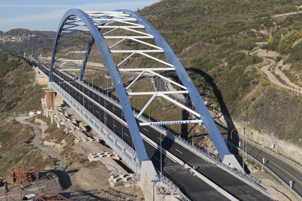 Αρχές του νέου έτους η παράδοση της γέφυρας Τσακώνας – δεύτερη μεγαλύτερη στην Ελλάδα