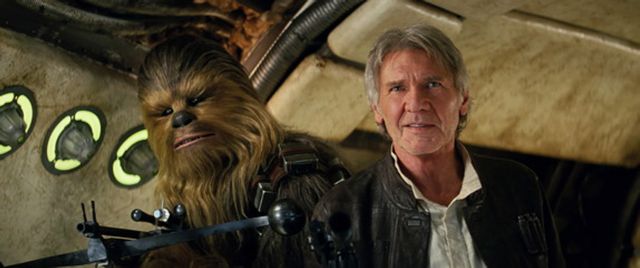 Ρεκόρ από τη νέα ταινία Star Wars: ξεπέρασε το 1 δισεκατομμύριo δολάρια σε εισπράξεις σε 12 μέρες