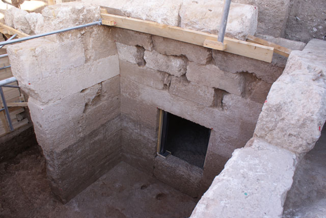 Νέος μακεδονικός τάφος βρέθηκε στην Πέλλα