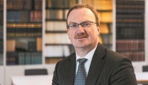 Θα παλεύουμε για έναν χρόνο με τις συνέπειες της πανδημίας