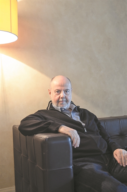 «Ο έρωτας με γκρέμισε, η αγάπη με έσωσε»