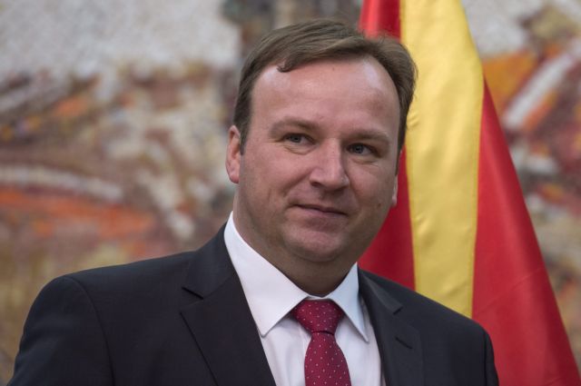 Υπηρεσιακή κυβέρνηση στα Σκόπια μέχρι τις κάλπες του Απριλίου