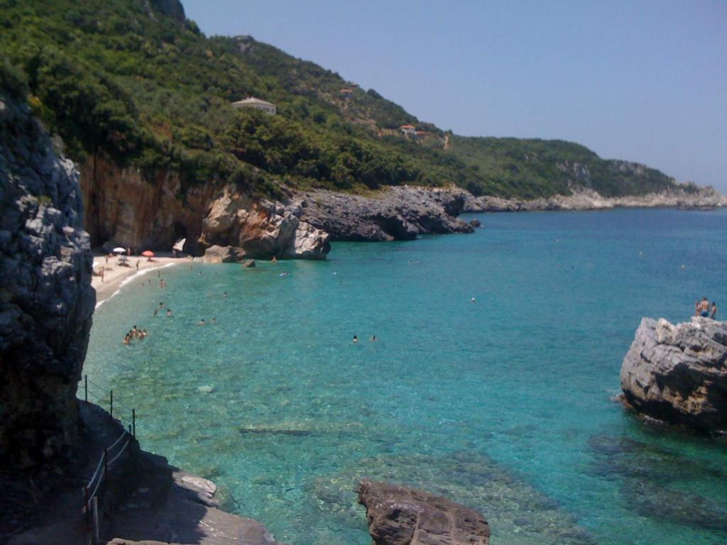 Οι παραλίες της Θεσσαλίας αποκτούν «ταυτότητα» υδάτων κολύμβησης