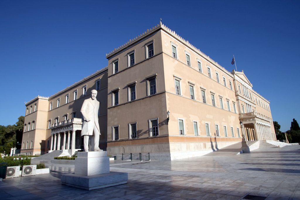 Επίκαιρη ερώτηση βουλευτή του ΣΥΡΙΖΑ για τα χρέη ΠΑΣΟΚ και Νέας Δημοκρατίας