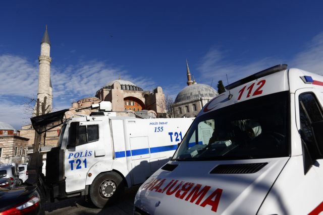 Επιθέσεις σε δύο φιλοκυβερνητικές εφημερίδες στην Κωνσταντινούπολη