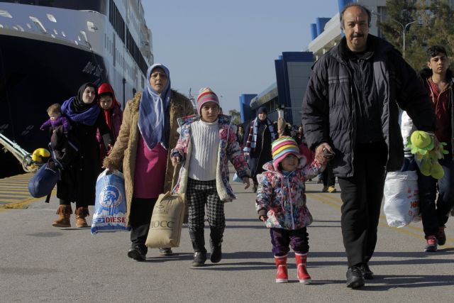 Νέες αφίξεις προσφύγων και μεταναστών στον Πειραιά