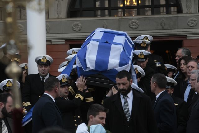 Ποινική δικογραφία για υβριστική ανάρτηση σε βάρος των νεκρών αξιωματικών του ΠΝ | tanea.gr