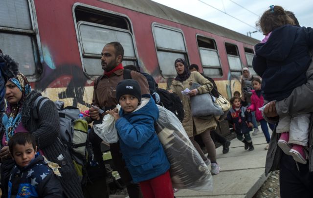 Η Γερμανία αναμένει άλλα 2,5 εκατομμύρια πρόσφυγες έως το 2020