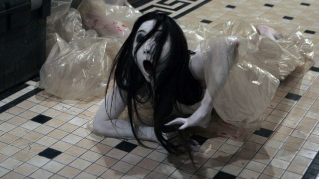 «Sadako VS Kayako»: όσοι πιστοί του τρόμου α λα ιαπωνικά προσέλθετε
