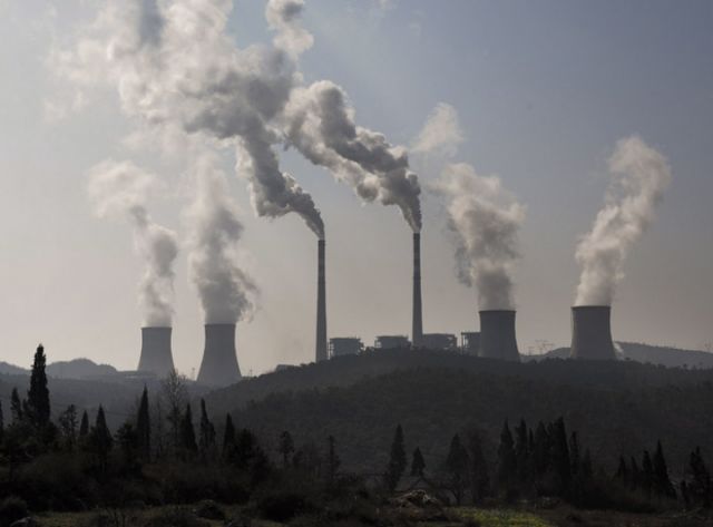 Η Κίνα θα απολύσει 1,8 εκατομμύρια εργαζόμενους στους τομείς του άνθρακα και του χάλυβα