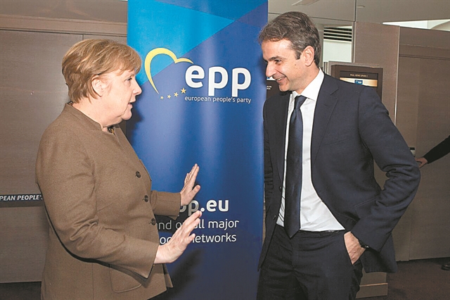 Με τα δείγματα στις βαλίτσες