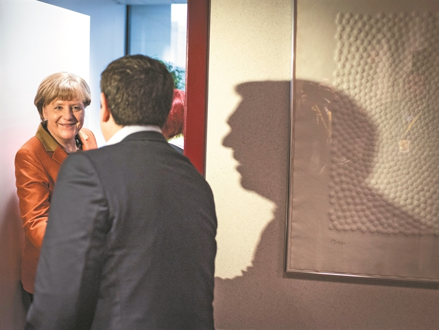 Η Μέρκελ στην Αθήνα με το βλέμμα στα Σκόπια