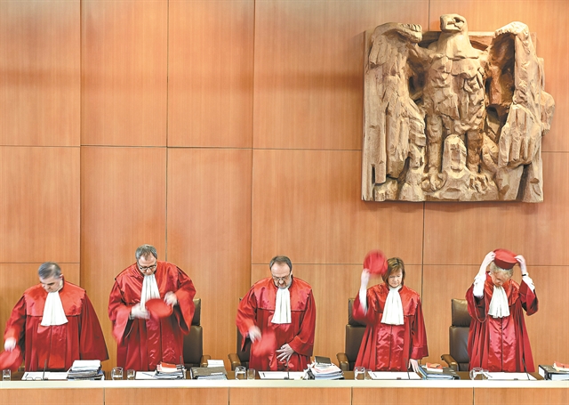 Γέφυρα ΕΚΤ – Γερμανίας για να «τρέξει» το QE