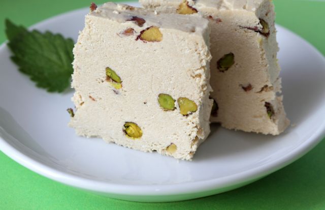 Χαλβάδες και λαγάνες