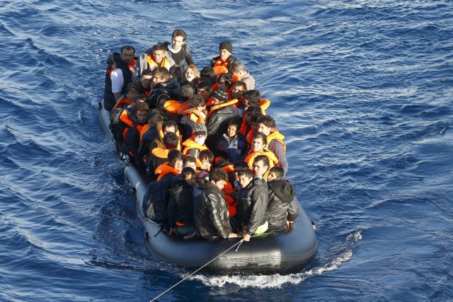 ΔΟΜ: Σχεδόν 135.000 πρόσφυγες έφτασαν φέτος στην Ευρώπη διά θαλάσσης