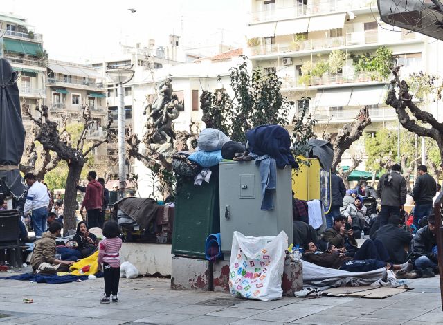 Χάος στο υπαίθριο hotspot της Πλατείας Βικτωρίας