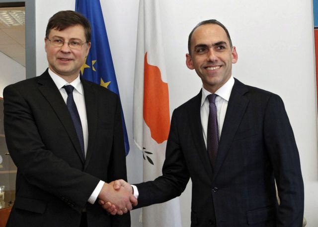 Το Eurogroup αποφασίζει την έξοδο της Κύπρου από το μνημόνιο