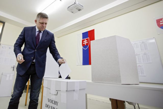 Σλοβακία: Κέρδισε τις εκλογές ο Φίτσο, αλλά χωρίς πλειοψηφία στη Βουλή