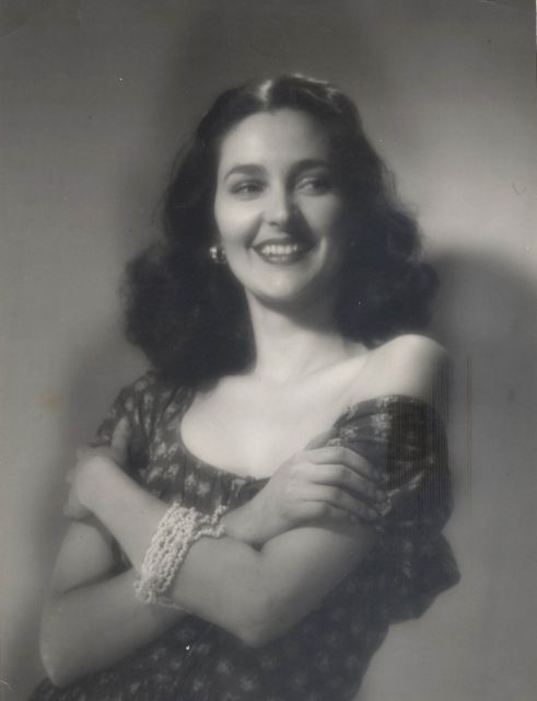 Στέλλα Γκρέκα από πορσελάνη