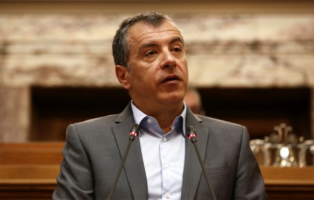 Θεοδωράκης: «Η κυβέρνηση θα συνυπογράψει όλες τις απαιτήσεις των δανειστών»