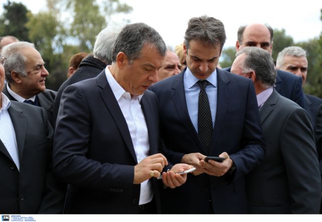 [Μικροπολιτικός] Δύο χανιώτες αρχηγοί στο μνημόσυνο των Βενιζέλων