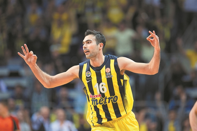 «Επαιρνα φαγητό με το κουβαδάκι»