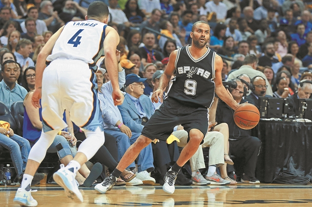 Πανάκριβο άρωμα σε μικρό μπουκάλι