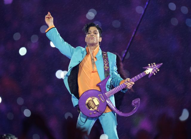 Πέθανε σε ηλικία 57 ετών ο διάσημος τραγουδιστής Prince