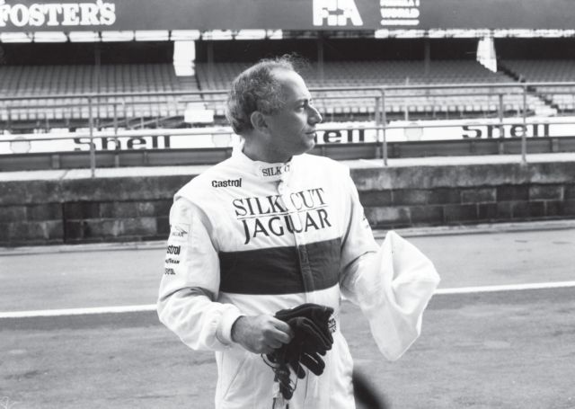 Τα κίτρινα παπούτσια, οι κουραμπιέδες και ο θάνατος