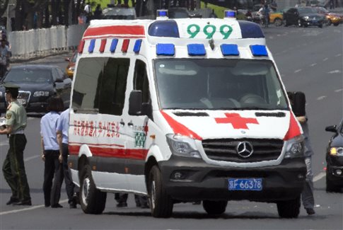 Κίνα: Βάζουν… ταξίμετρο στα ασθενοφόρα