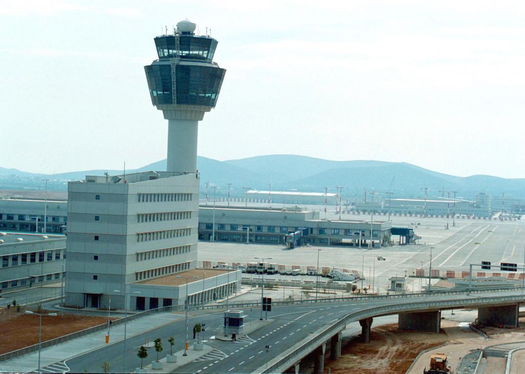Μπλακ άουτ την Πέμπτη 7 Απριλίου σε όλα τα ελληνικά αεροδρόμια – Ματαιώνονται όλες οι πτήσεις