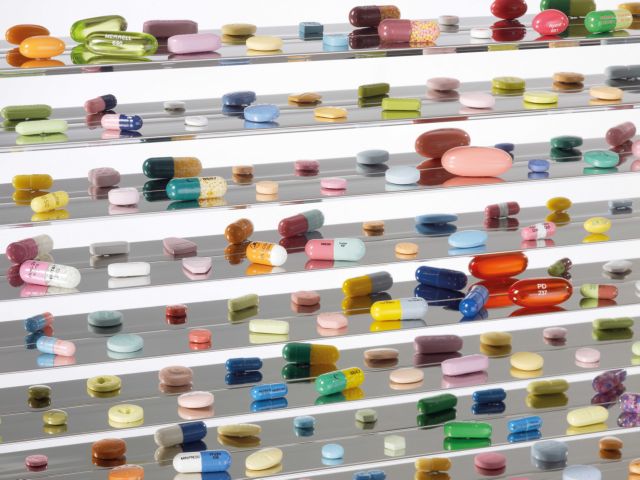 Νέα λίστα με 216 φάρμακα που θα πωλούνται εκτός φαρμακείου