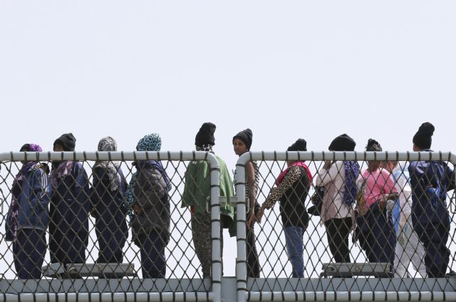 FT: Πρόστιμο 250.000 ευρώ για κάθε πρόσφυγα που θα αρνούνται οι χώρες