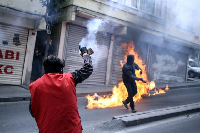Nέες συγκρούσεις στη νοτιοανατολική Τουρκία με επτά νεκρούς