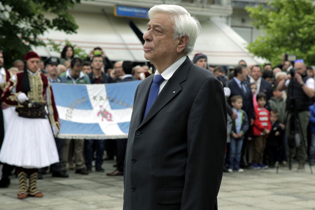 «Πάνω από όλα είναι η Ελλάδα μας» λέει ο Προκόπης Παυλόπουλος