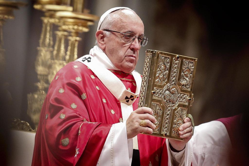 Η Ευρώπη πρέπει να «ενσωματώσει» τους πρόσφυγες, λέει ο Πάπας Φραγκίσκος