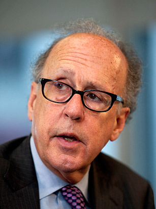 Η χαμηλή αποταμίευση απειλεί τις ΗΠΑ